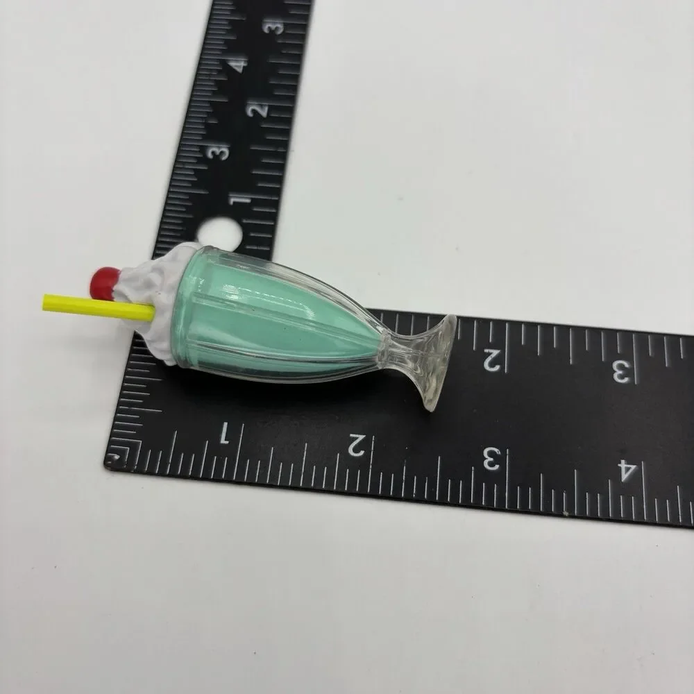 OG Our Generation Sweet Stop Ice Cream Truck 20 Pieces Replacement Accessories